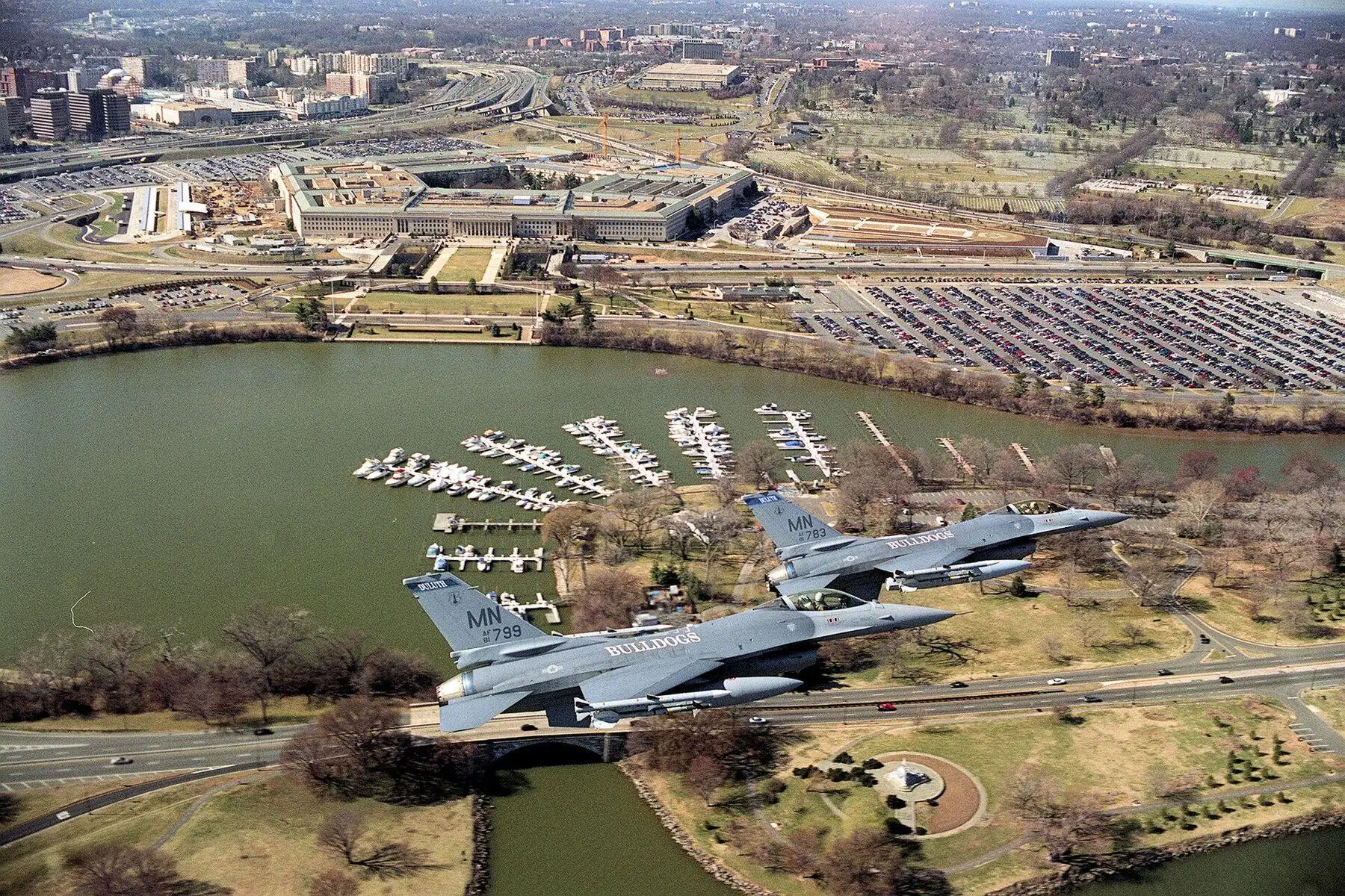 Fighter aircraft over the Pentagon